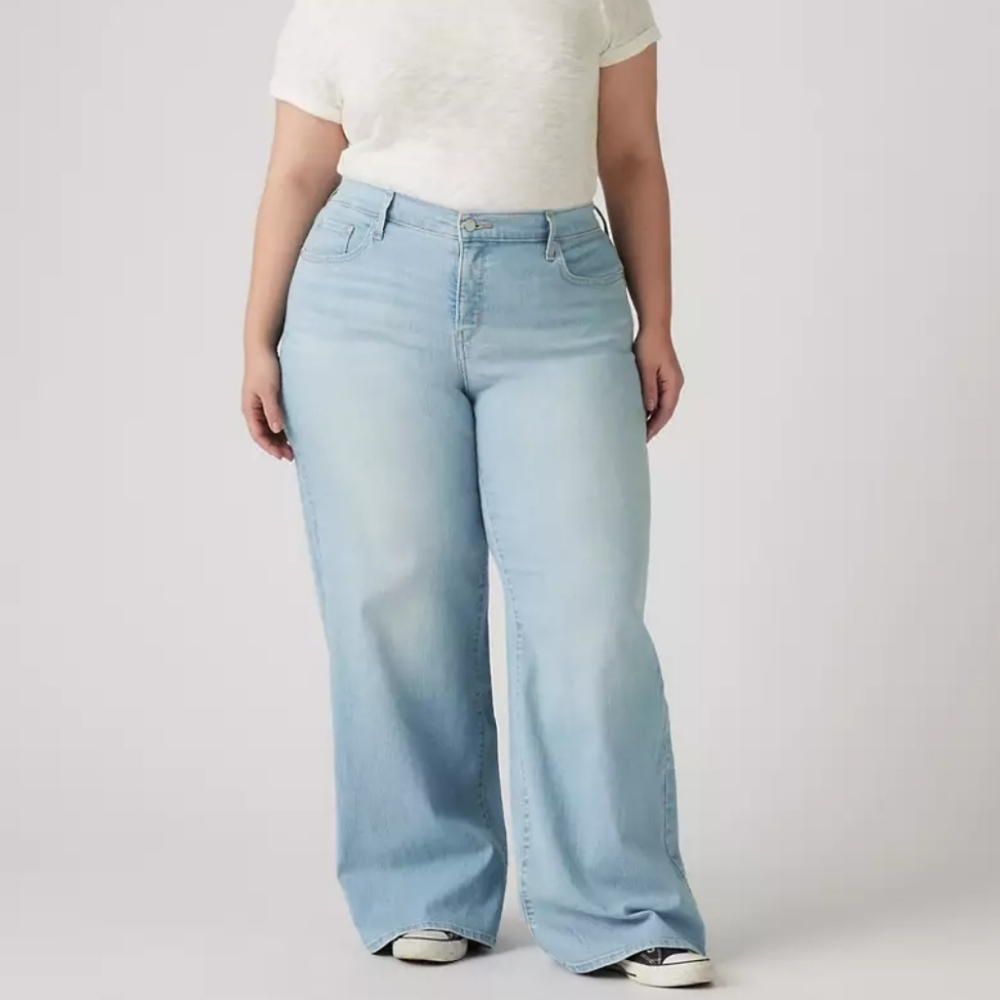 Levi's 318 Shaping Mid Rise Wide Leg Jeans New With Tags